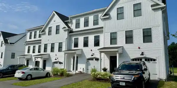 52 Northfield Drive