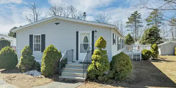 69 Oak Drive