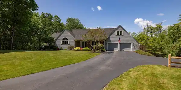 27 Rock Orchard Lane