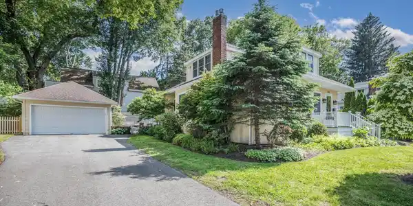 238 Willard Avenue