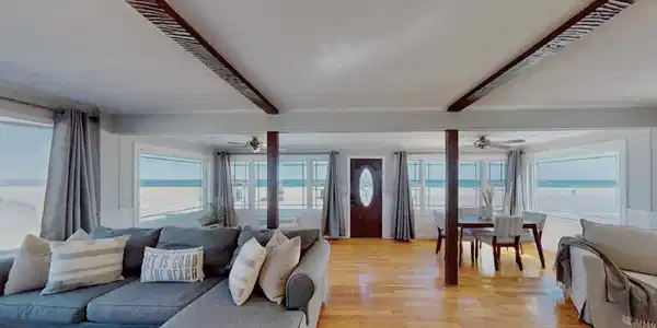 799 Ocean Boulevard