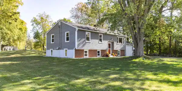 222 Portsmouth Avenue