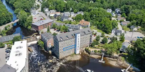 6 Bay Road