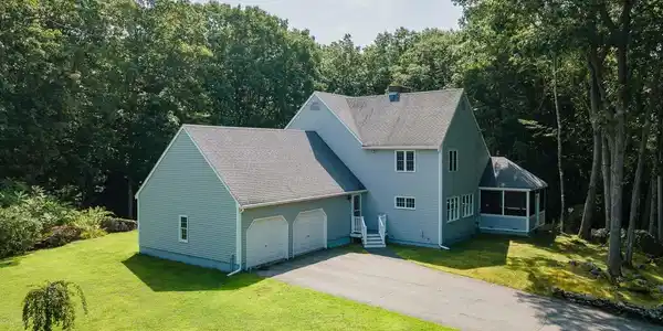 19 Tall Pines Road