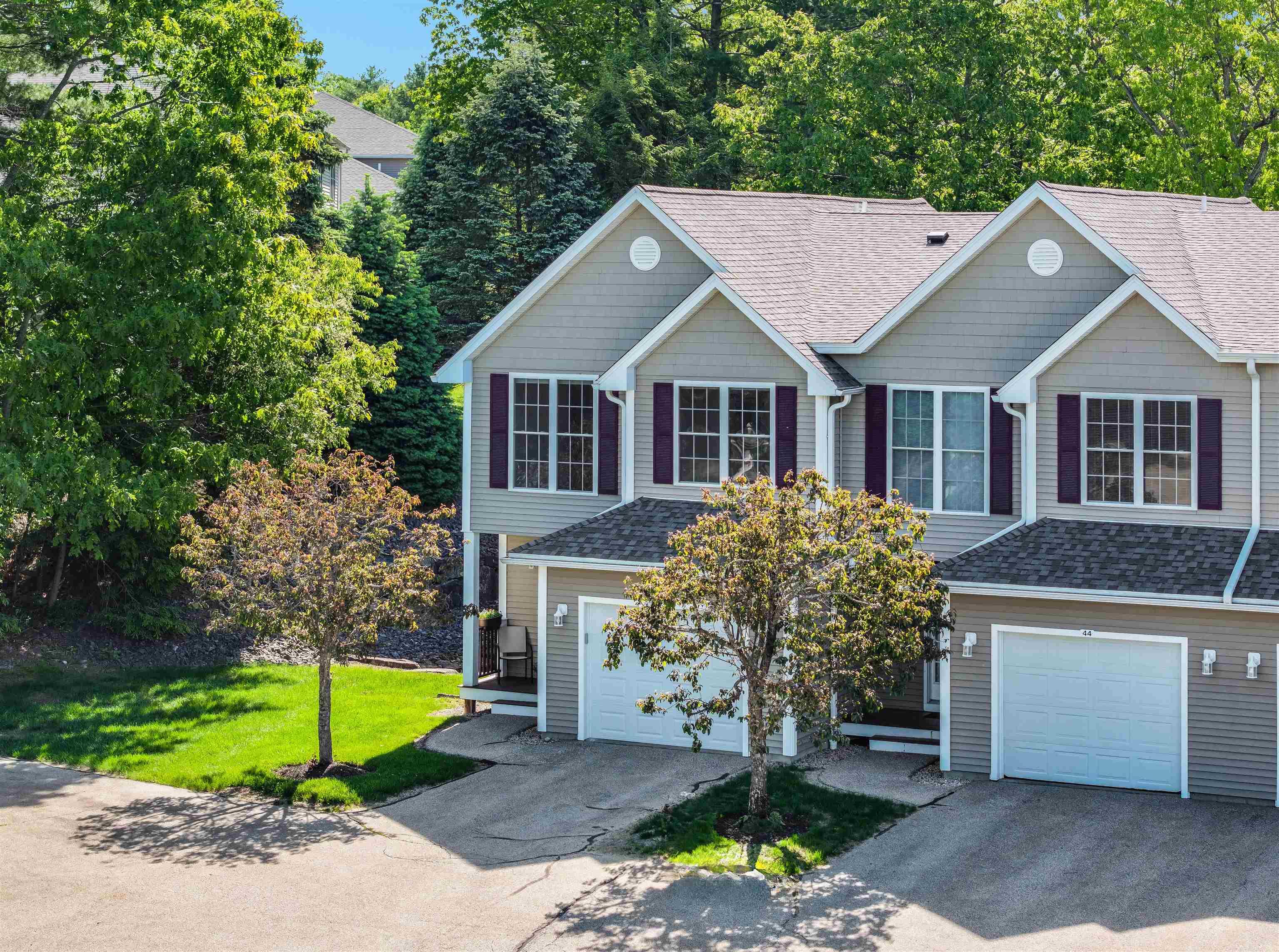 Image 1: One Car Garage