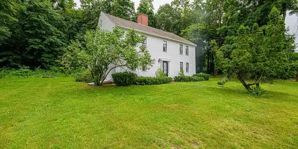 92 Exeter Road