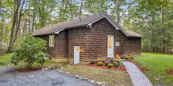 115 Glen Hill