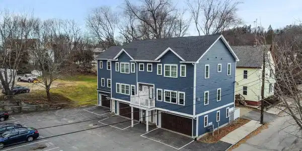 23 Everett Street