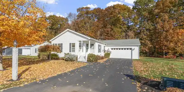 50 Aspen Way