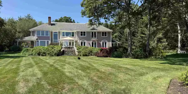 6 Wildwood Lane
