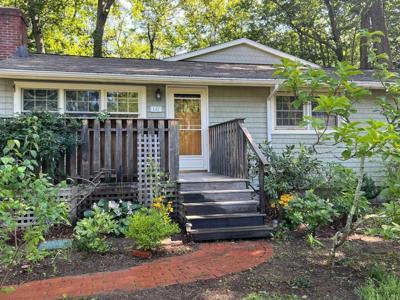 137 Walker Bungalow