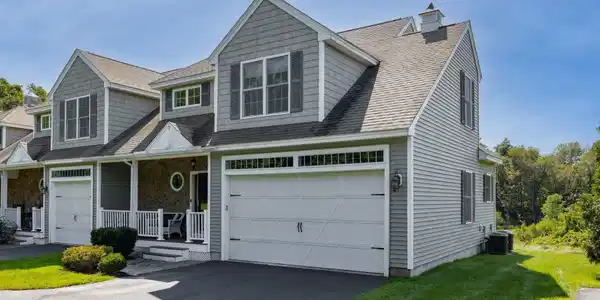 5 Pelton Way