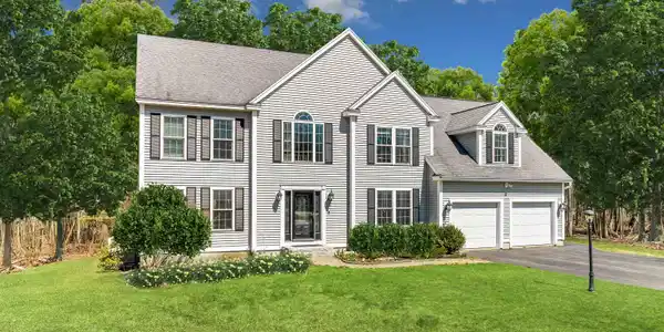36 Cordeiro Drive