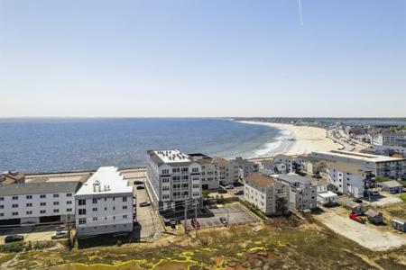 435 Ocean Boulevard