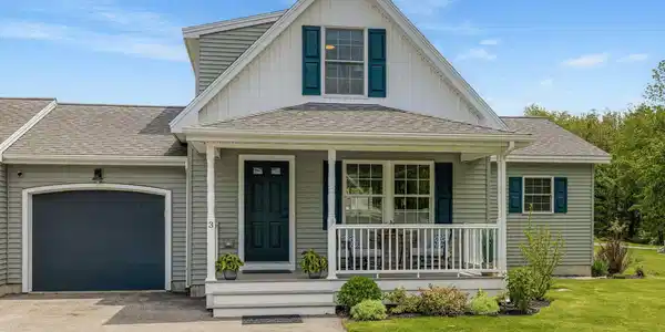 3 Henderson Way