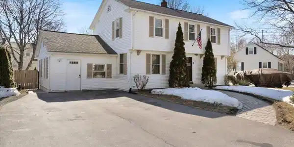 32 Elmview Circle