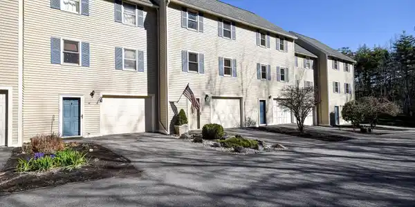 14 Fords Landing Drive