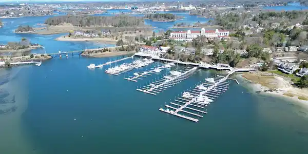 83 Marina Heights