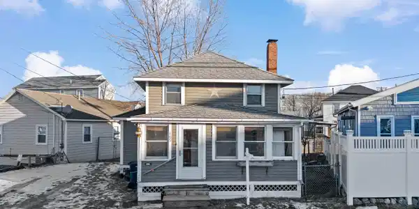 169 Ashworth Avenue