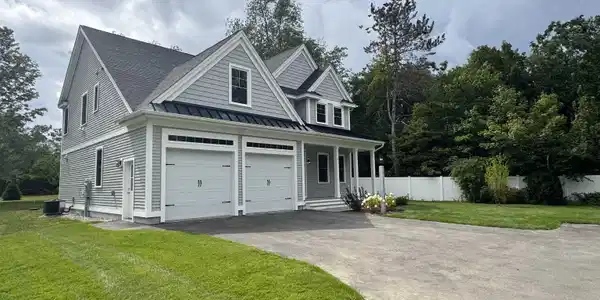 12 Juniper Knoll