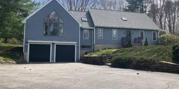 1011 Banfield Road