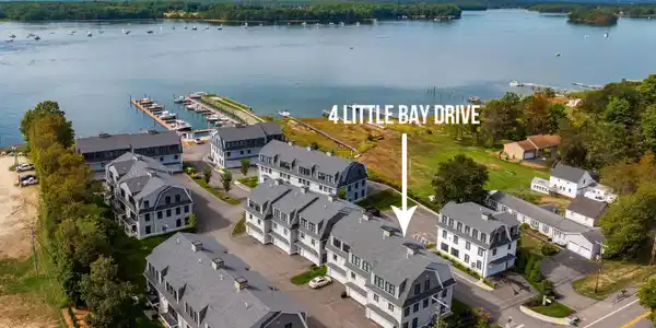 4 LITTLE BAY Drive
