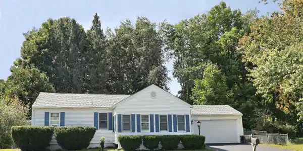 24 Wellington Avenue