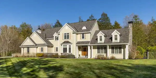 9 Whitehorse Drive