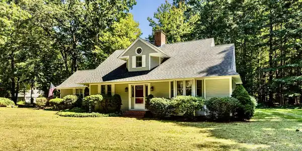 10 T J Gamester Avenue