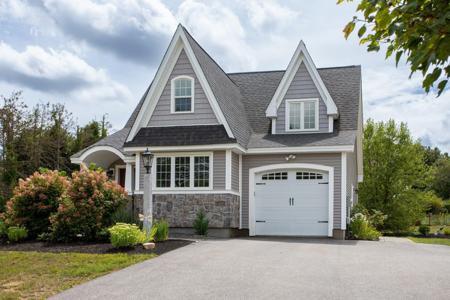 4 Winnicut Road