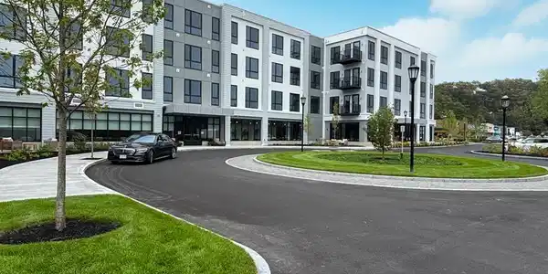 80 Constitution Avenue