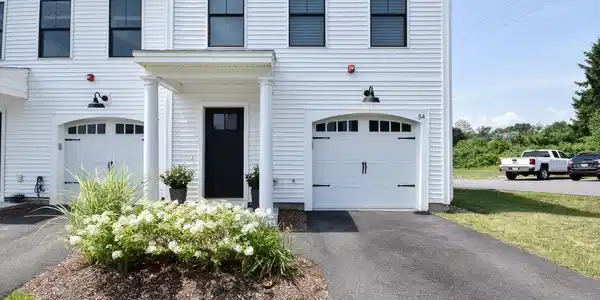 54 Northfield Drive