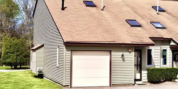 98 Tideview Drive