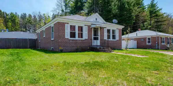 12 Morin Street
