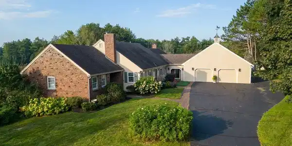 124 Drinkwater Road
