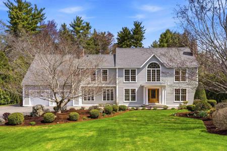 12 Winding Brook Drive