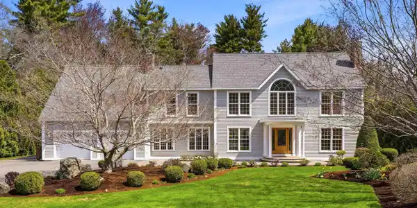 12 Winding Brook Drive