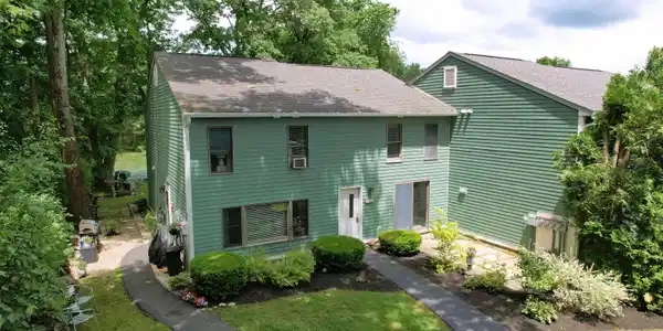 302 Piscassic Street