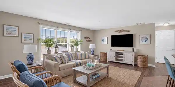 428 Lafayette Road