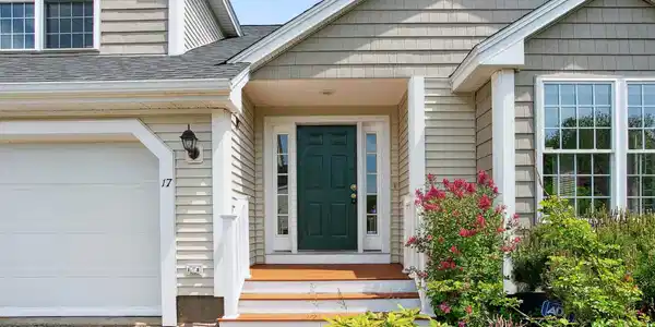 17 Dovetail Lane