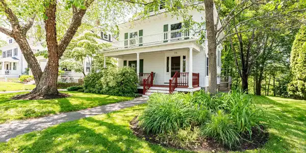 175 MIDDLE Road