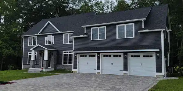 16 Zeland Drive