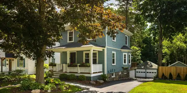 790 Middle Road