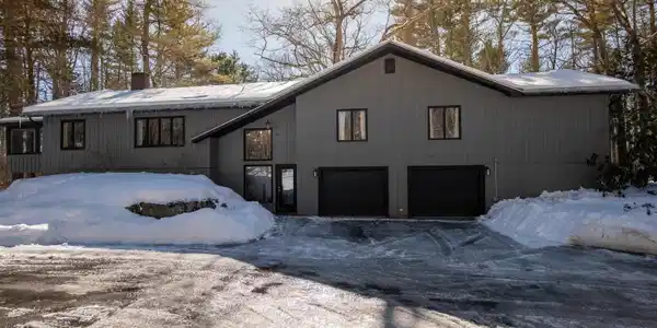 31 Laurel Lane