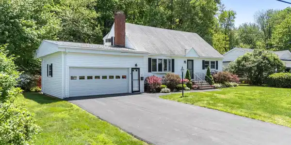 24 HARDING Road