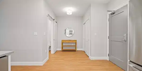 Image 4 Image 4