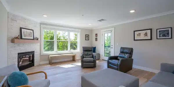 2075 Lafayette Road