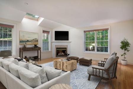 43 Ledgeview Drive