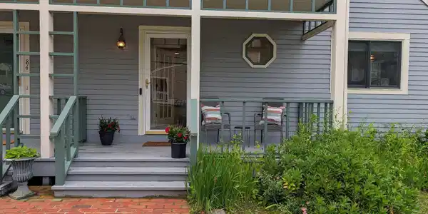 82 Spinnaker Way