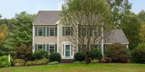 13 Hilton Drive